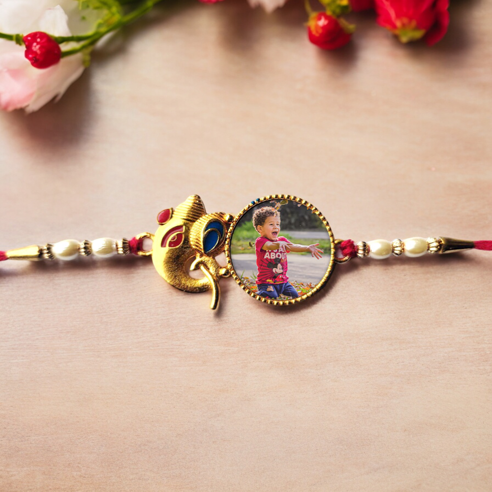 TRENDY PERSONALISED GANESHA FACE WITH BRO RAKHI