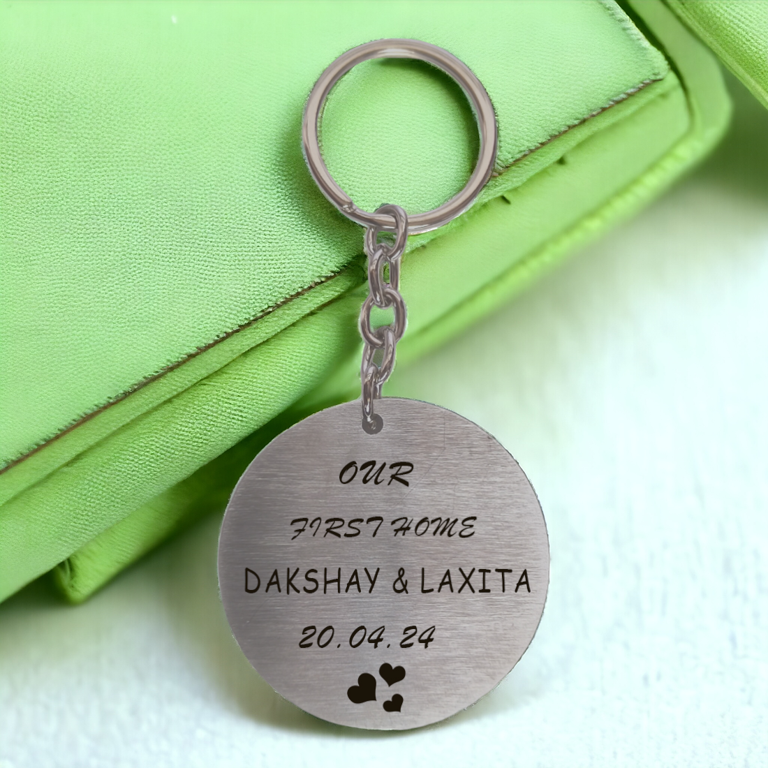 PERSONALISED METAL KEYCHAIN WITH NAME