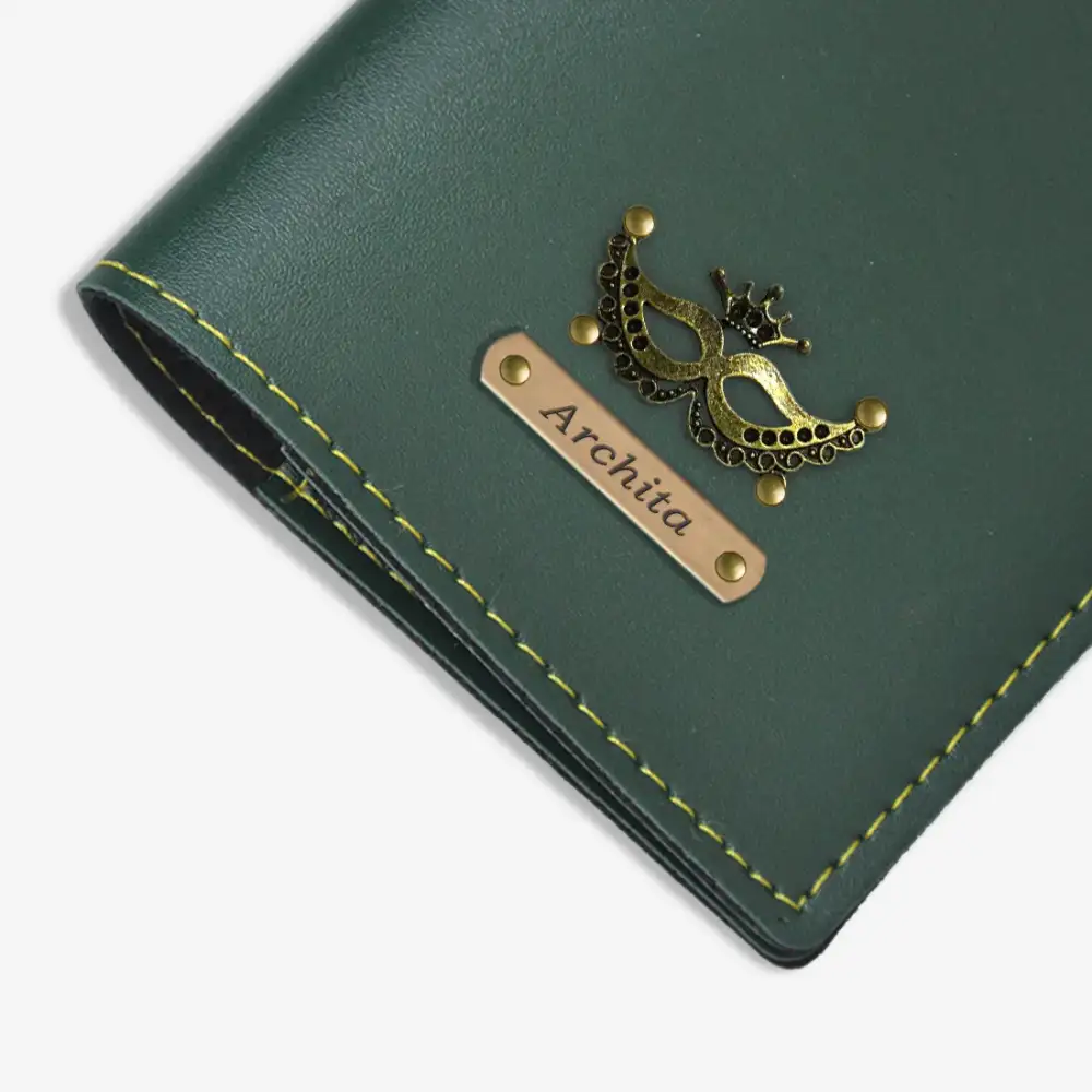 EXCLUSIVE PERSONALISED PASSPORT COVER - OLIVE hover