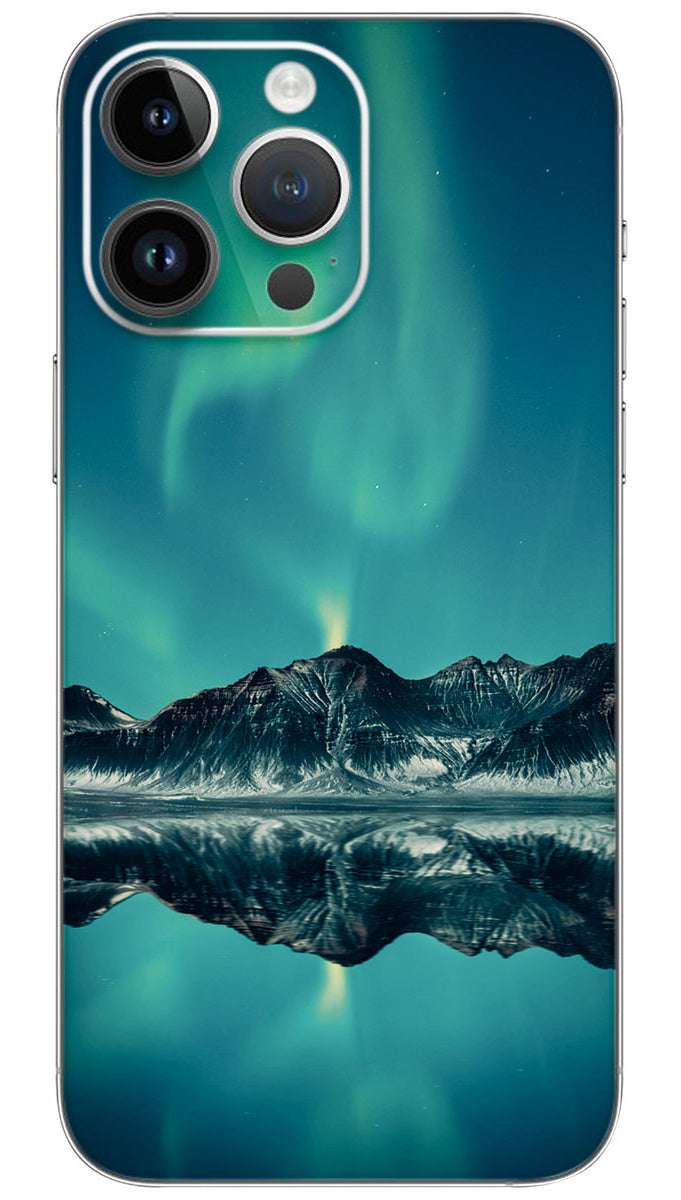 Aurora Northern iceland NUTURE Mobile Skin Wrap